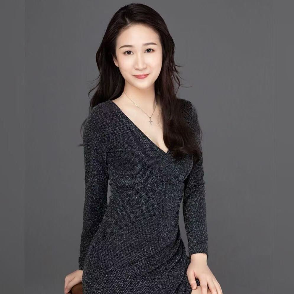 杨慧妍.jpg